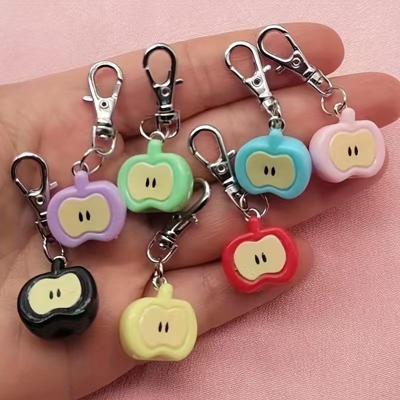 Party Favor Bag - 7 buah gantungan kunci resin berbentuk
